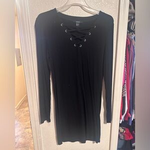 Forever 21 black long sleeve lace up dress
